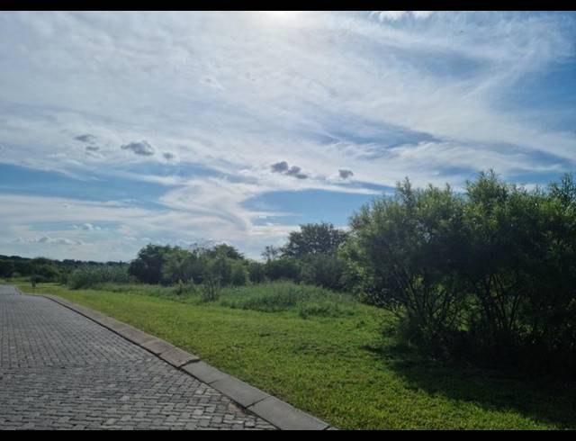 LAND FOR SALE IN NGWENYA RIVER ESTATE